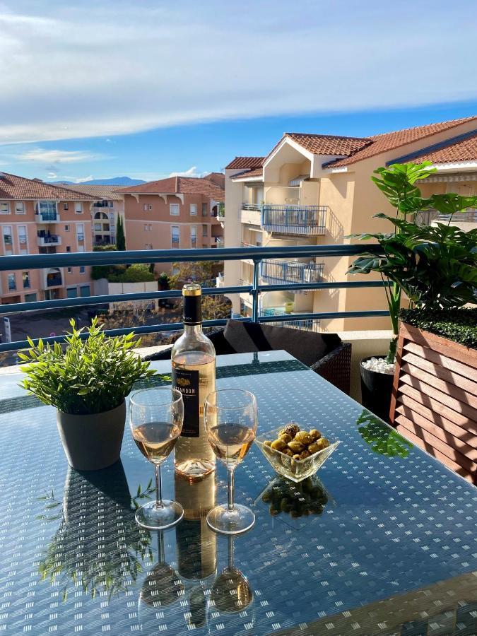 Port-Frejus, Le Paladien, Appartement 2 Pieces Climatise, Terrasse & Parking Exterior photo