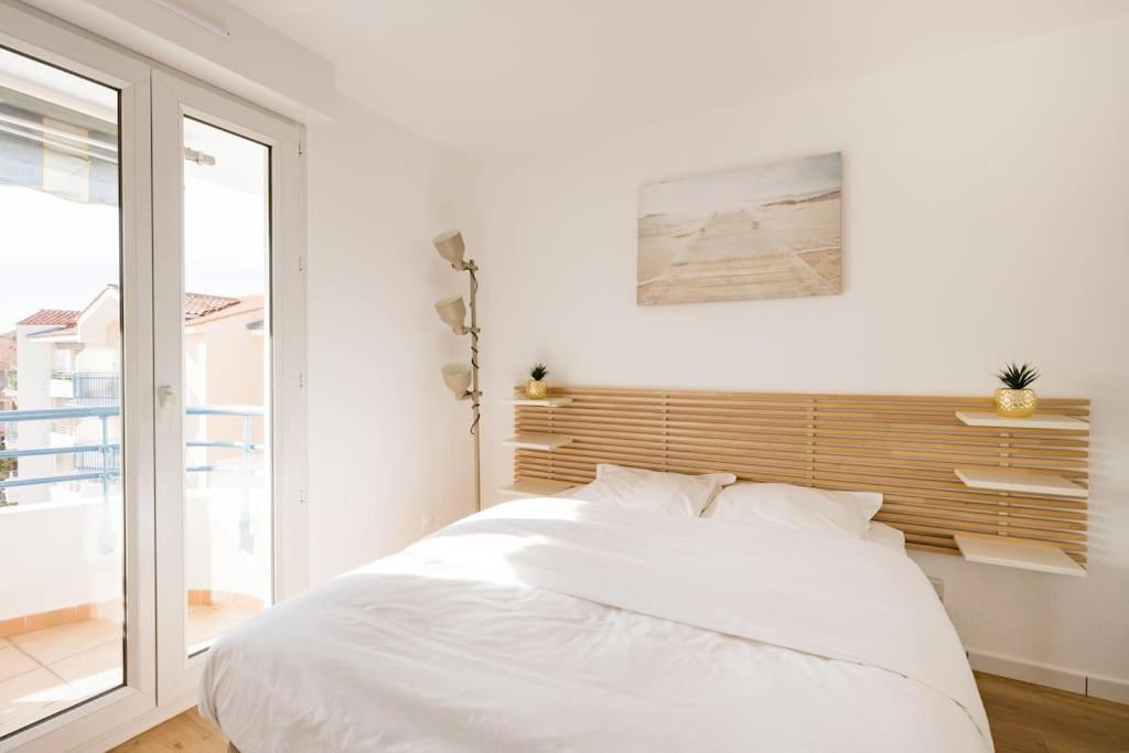 Port-Frejus, Le Paladien, Appartement 2 Pieces Climatise, Terrasse & Parking Exterior photo